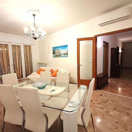 Laura Apartment Venice 4 P. 15 M To Venice Mestre Exterior foto